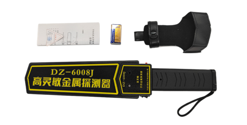手持金屬探測器主機*1 9V 方塊電池*1 皮套*1 說(shuō)明書(shū)*1 合格證*1